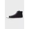 Pointed toecap sneakers