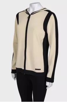 T-shirt and sweater set