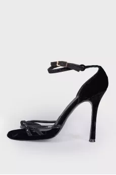 Velor sandals with rhinestones