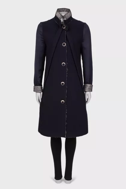 Coat with raw seams