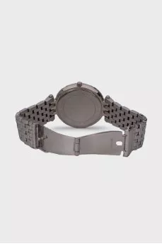 Watches with crystals