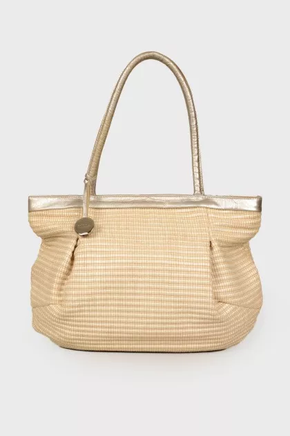 Wicker bag with leather handles