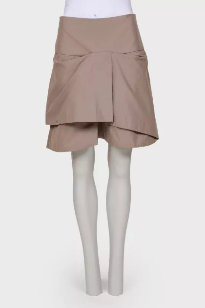 Beige skirt with ruffles