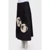Skirt with appliqué and sequins