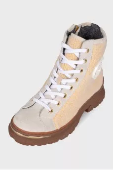 Lace-up boots