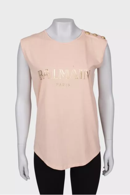 Pink T-shirt with brand logo
