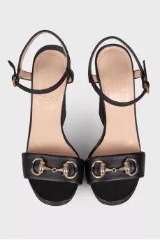 Leather sandals with gold hardware