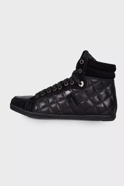 Lace-up leather boots