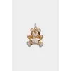 Gold pendant with diamonds