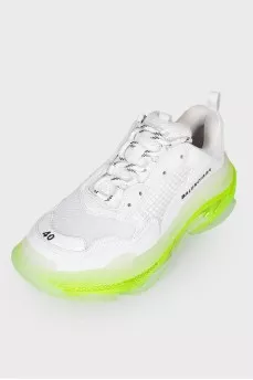 White chunky sole sneakers with tag