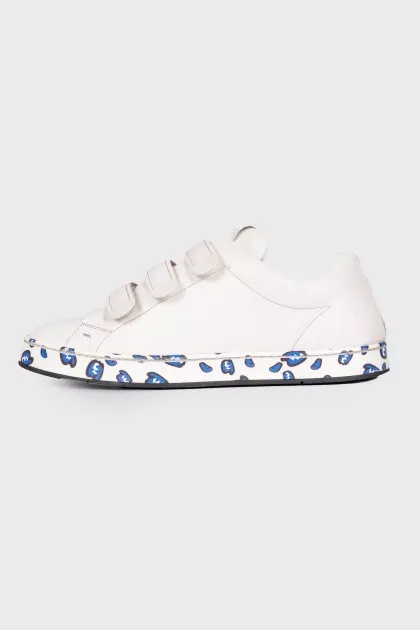 Men's sneakers with printed soles