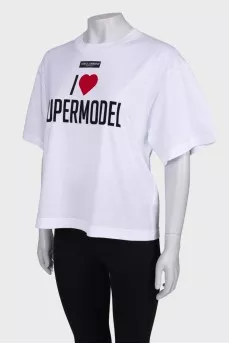 Textured T-shirt with tag