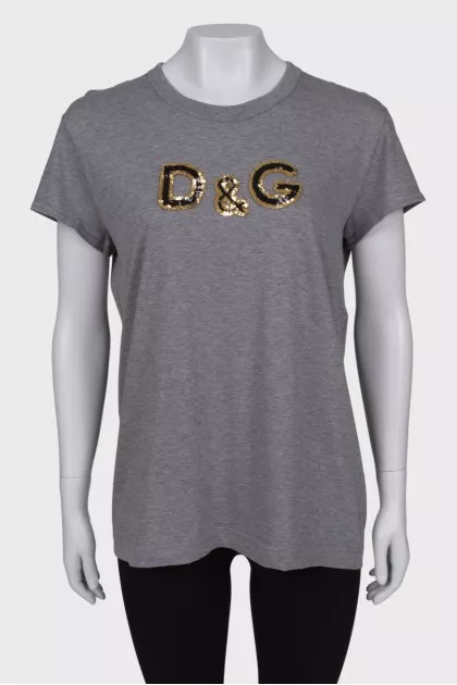 Gray T-shirt with sequin logo and tag