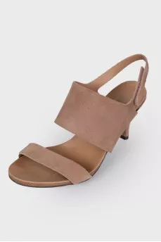 Босоножки из нубука и кожи