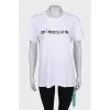 White T-shirt with a double-sided print, with a tag