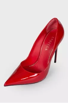 Red patent leather shoes