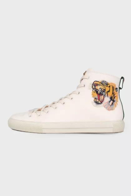 Leather sneakers with "tiger" application