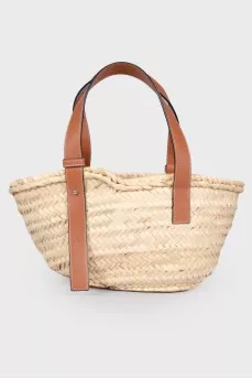 Straw bag with leather handles