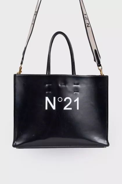 Leather bag with brand logo