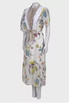 Maxi dress with print and belt