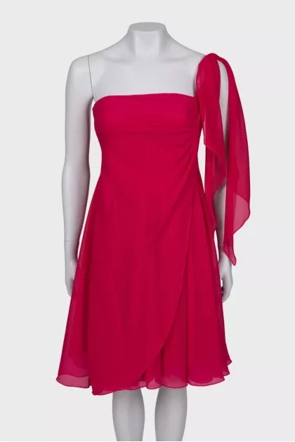 Pink dress with ties on the shoulder, with a tag