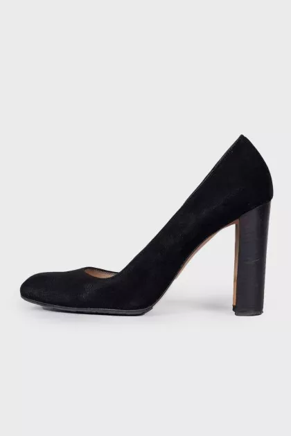 Suede black shoes