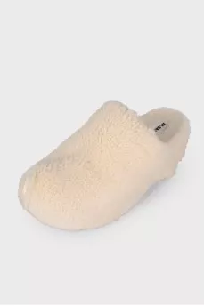 Platform slippers with fur