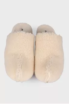Platform slippers with fur