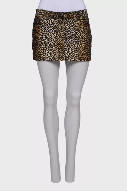 Leopard print skirt