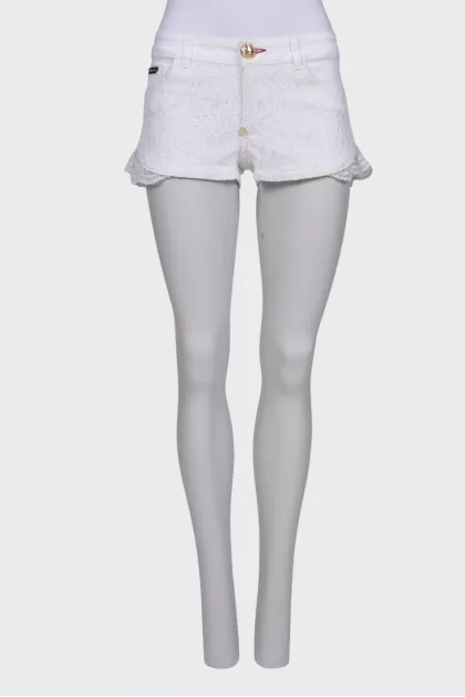White shorts with lace