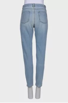 Jeans with a minimal effect of fading