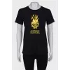 T-shirt with print and eyelets