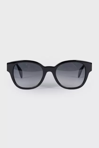 Black gradient sunglasses