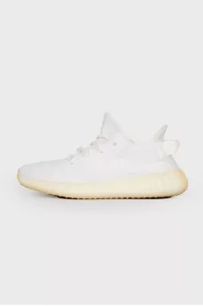 Білі кросівки Yeezy Boost 350 V2
