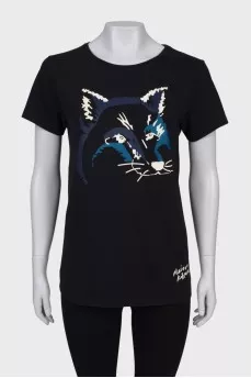 Black printed T-shirt