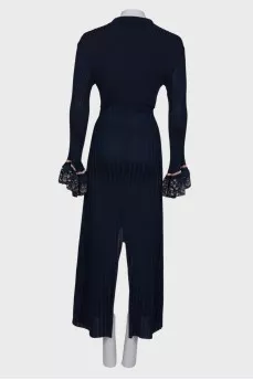Bodycon dress with slits