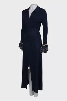 Bodycon dress with slits