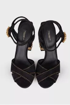 Sandals with golden rhinestones