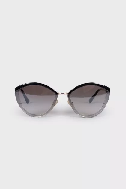 Sunglasses gradient