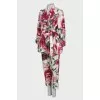 Silk suit with tag print