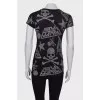 T-shirt with rhinestones and skulls