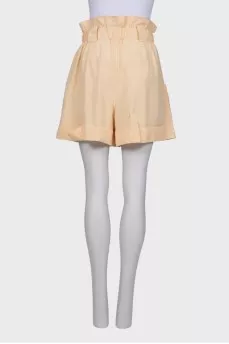 High waist shorts with tag