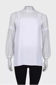 White blouse with lace
