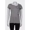 Gray T-shirt with a bow