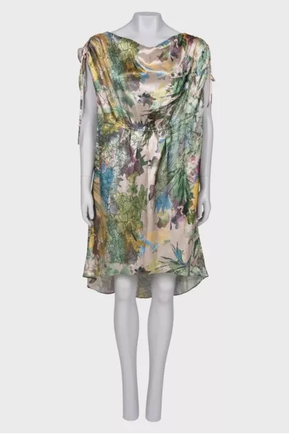 Printed dress with tie sleeves