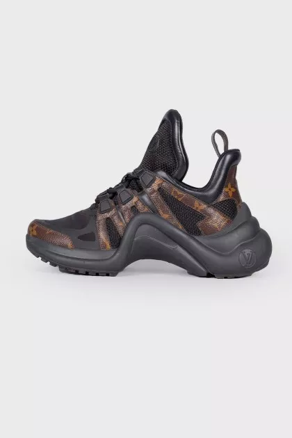 Black sneakers Archlight