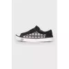 Sneakers with fur inside