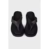 Square toecap flip flops