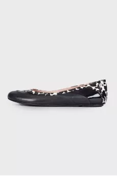 Black and white leather ballerina shoes