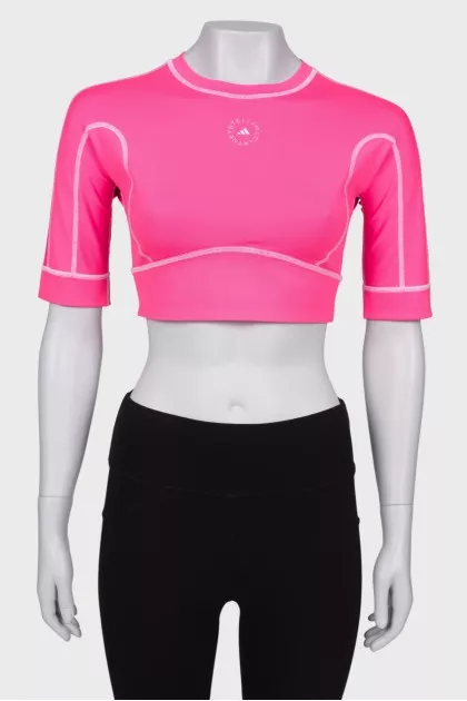 Sports top with tag